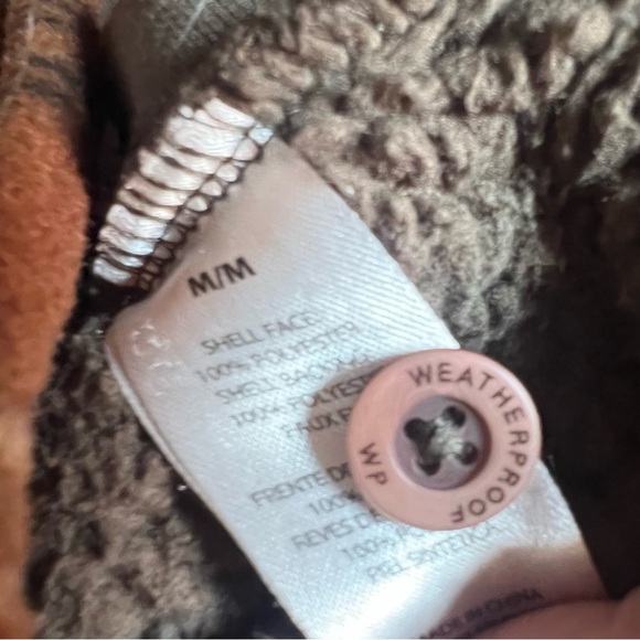 Weatherproof Flannel Shirt Jacket Men’s M Brown Plaid Button-up Sherpa Lined - Picture 9 of 10